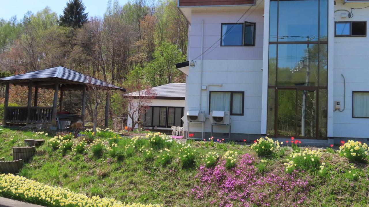 Gasthaus Coro Coro Biei Exterior foto